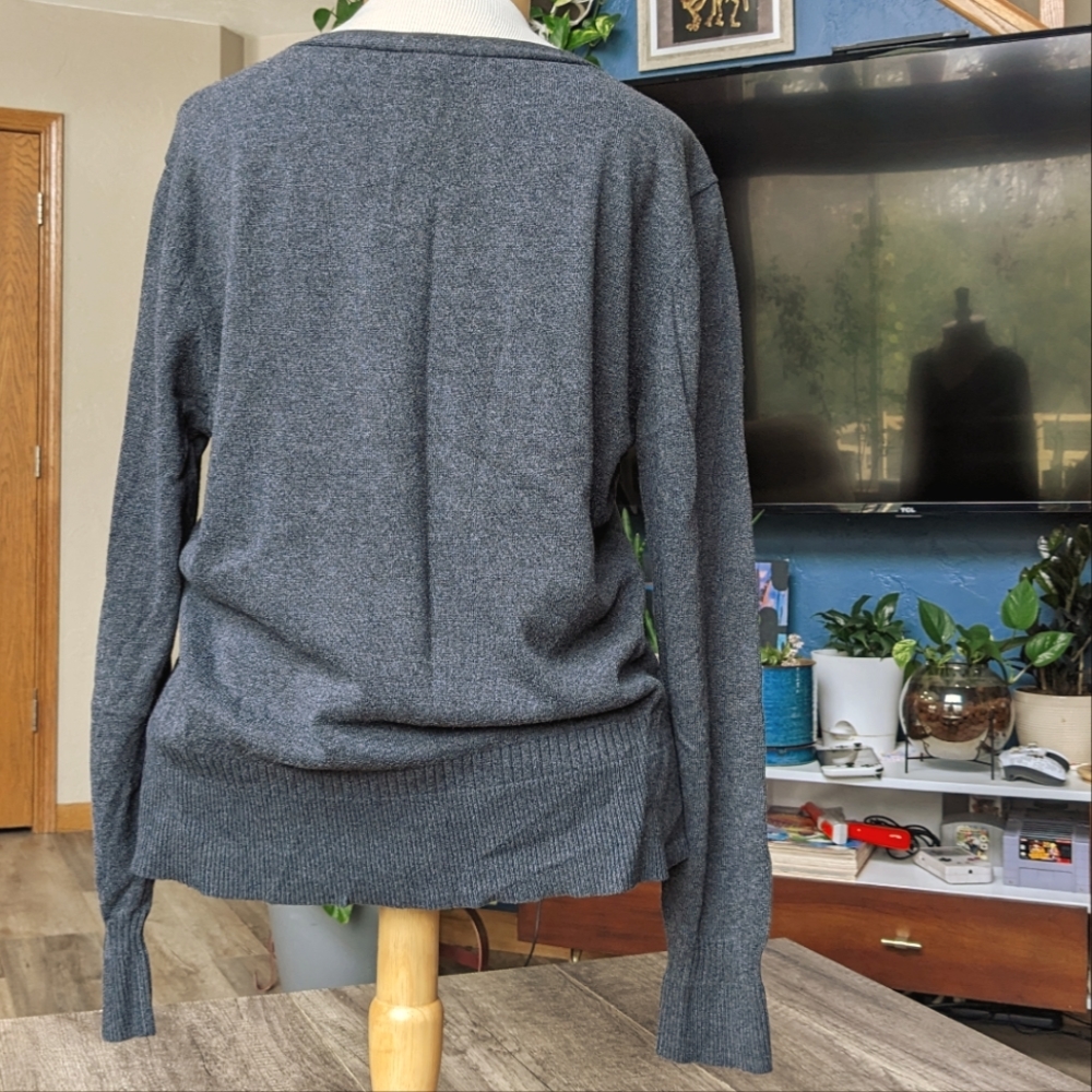Willow Bay V Neck Long Sleeve Dark Grey Pullover Women's Size XL (18) - Picture 3 of 6